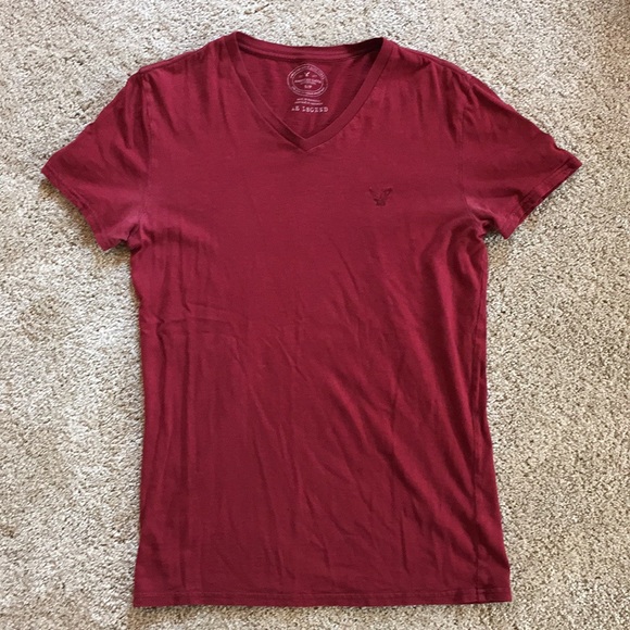 american eagle red t shirt